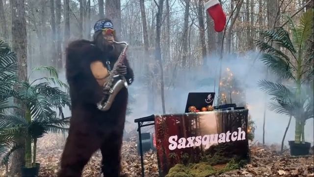 Saxsquatch Christmas Special смотреть онлайн
