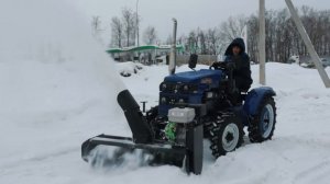 ЛУЧШИЙ КОММУНАЛЬНЫЙ МИНИТРАКТОР — уборка снега БЫСТРО и БЕЗ УСИЛИЙ / Русич Т-18