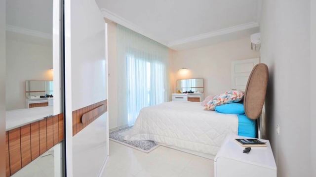 Роскошная квартира 2+1 с видом на море.