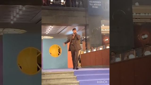 Oscar Zia ❤️ Säger inget säger allt @ NK смотреть онлайн