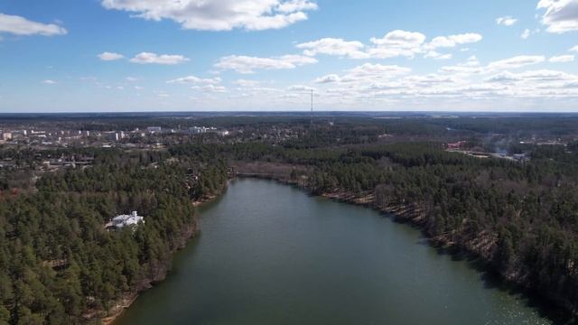 Омчино озеро, г. Луга, апрель 2022 смотреть онлайн