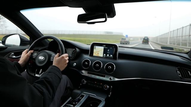 KIA Stinger 2.0 T-GDI & Skoda Superb Sportline 280hp 4x4 TEST #81 PL