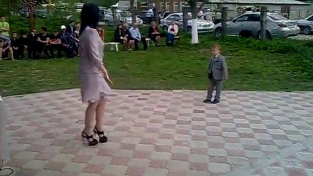 Гыццыл Лæппуæй Хонга Кафт смотреть онлайн
