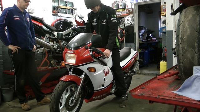 Garage Find! Will It Run?? Yamha RD500 YPVS