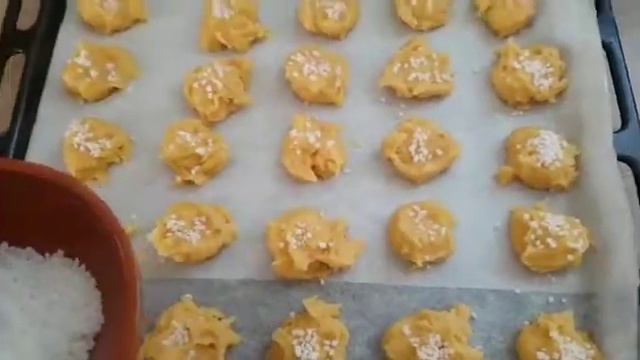 заварные булочки со взбитыми сливками les chouquettes à la chantilly смотреть онлайн