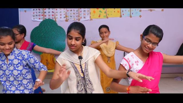 Lotus Pond School Annual Day 2016-17 making смотреть онлайн