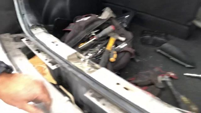 Removal of 07-08 Honda Fit taillight смотреть онлайн