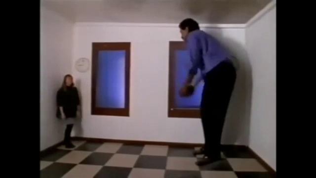 Комната Эймса смотреть онлайн