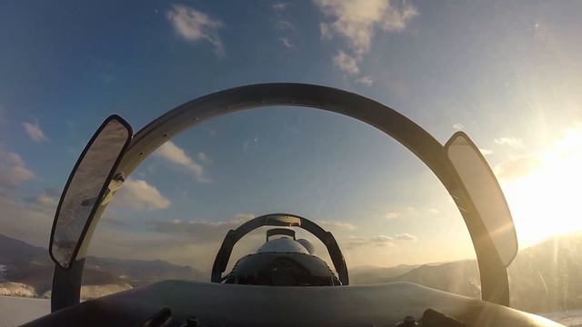 СУ-30 ВЗЛЕТ И СБОР ПАРЫ. смотреть онлайн