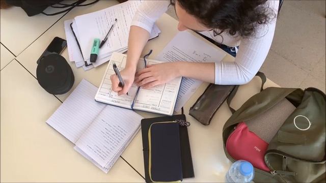 Difference between Edexcel and Cambridge. | Edexcel Vs Cambridge | What should I select? смотреть онлайн