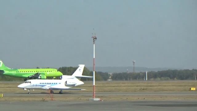 как взлетает самолет видео со стороны смотреть онлайн