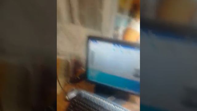 Приемник триколора загружается всё время и не включается . смотреть онлайн