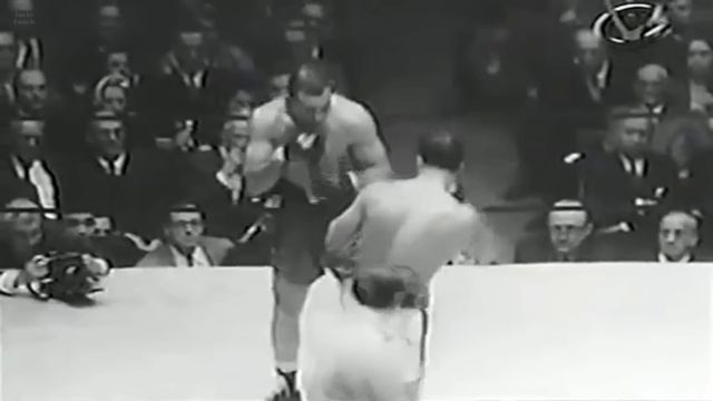 Rocky Marciano vs Joe Louis // Louis' Final Fight (Highlights) смотреть онлайн