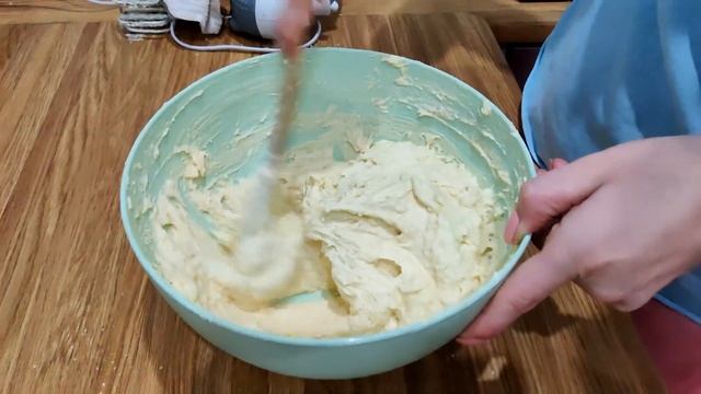 Игры с Евой/Печем пироги вместе/как испечь быстрый пирог/ Мультики/развлечения/весело играем/кухня смотреть онлайн