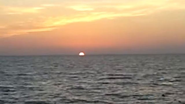 Заход Солнца на Черном море SOCHI смотреть онлайн