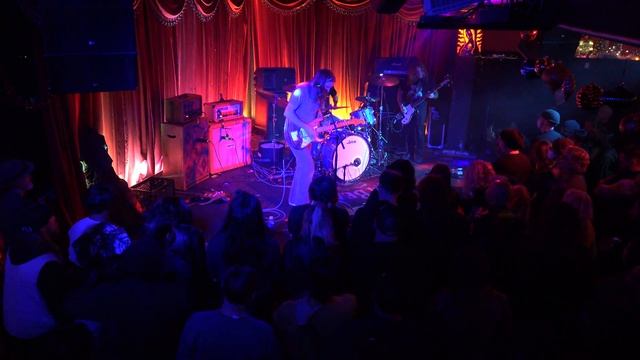 EARTHLESS Long Beach, CA. 12-15-2022 смотреть онлайн