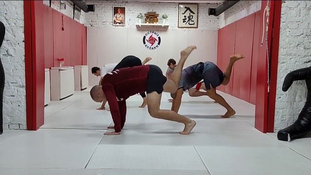 #animalflow групповая тренировка в бойцовской школе Острые кулаки