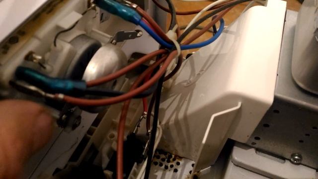 Поиск неисправности микроволновки .