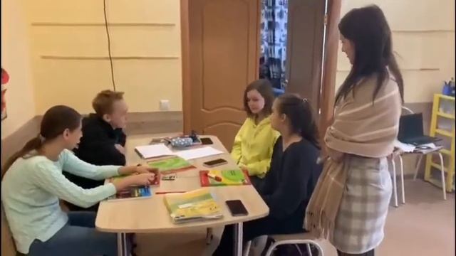 Урок английского языка - группа PET смотреть онлайн