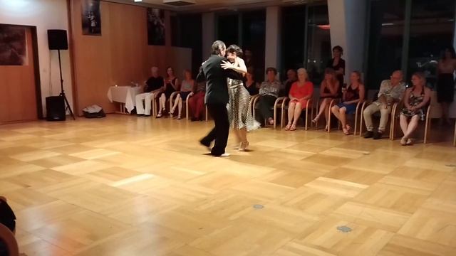 Pablo Inza & Sofia Saborido@BTM Tango Weekend@show 4/4@1-3 September in Graz, Austria смотреть онлайн