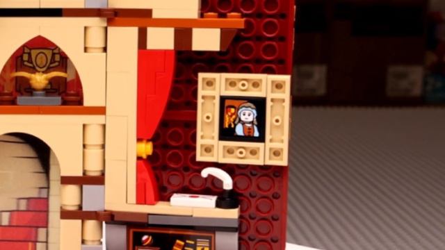 LEGO Harry Potter - Gryffindor House Banner 76409 Time Lapse Build & Review смотреть онлайн