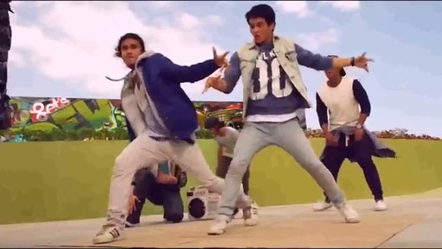 Do The Moves - Sarah Geronimo, Apl.de.Ap, Enrique Gil and Elmo Magalona (Official Music Video) смотреть онлайн