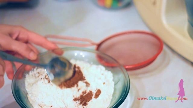 ПЫШНЫЙ БИСКВИТ смотреть онлайн