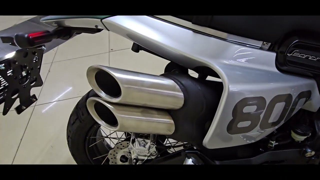 Ахрененный мощный Benelli 800 смотреть онлайн