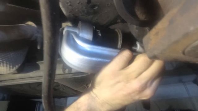 Peugeot. 308. Citroen. C4. Замена сайлент блоков задней балки. смотреть онлайн