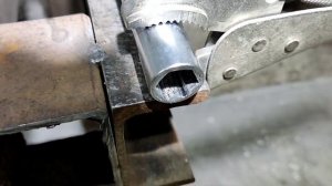 Как сделать шлицывую втулку на насос НШ -10 из 14 головки.