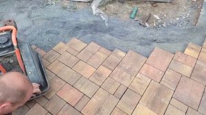 укладка тротуарной плитки на бетон 8июня