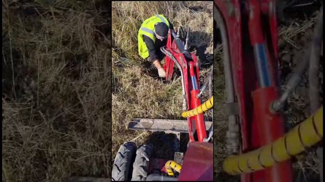 Мини экскаватор А23м с ямобуром. Видео от покупателя. смотреть онлайн