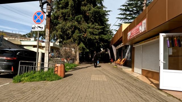 Лазаревское . Улица Павлова . Весенняя прогулка 4K видео смотреть онлайн