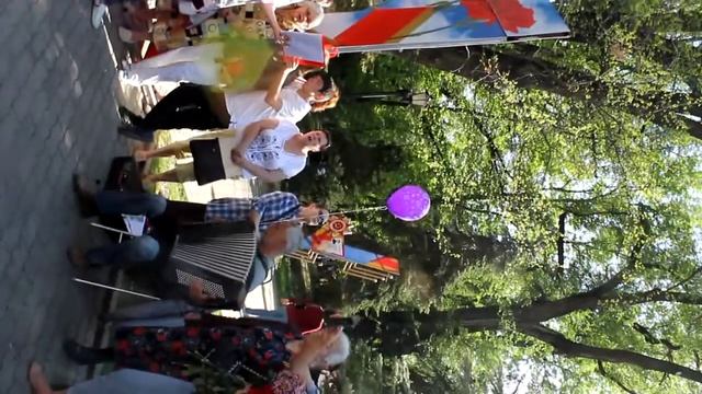 Алматы, 09.05.2014. Парк имени 28 гвардейцев-панфиловцев. смотреть онлайн