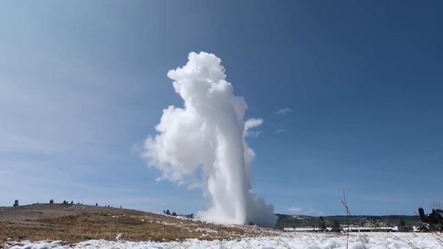 Visiting Yellowstone Sept 2020 | Part 1 | Old Faithful and Grand Prismatic Spring смотреть онлайн