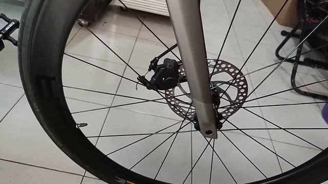 sepeda road bike Java tes tipis-tipis смотреть онлайн