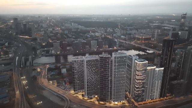 Вид из Москва-Сити. Вечер смотреть онлайн