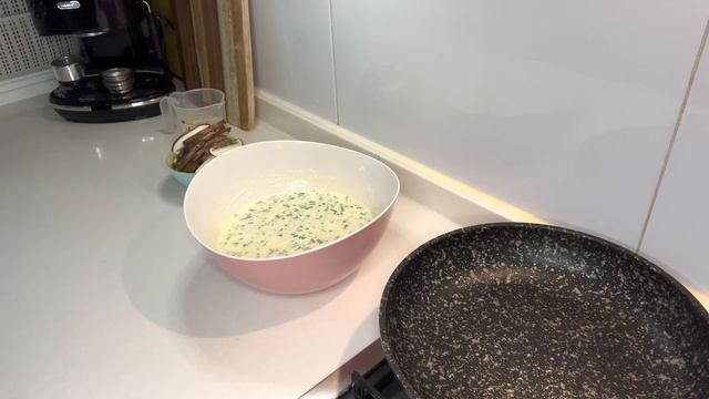 Ленивые хачапури с припёком-очень вкусно! смотреть онлайн