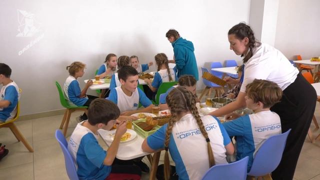 Чем кормят в «Орлёнке»?