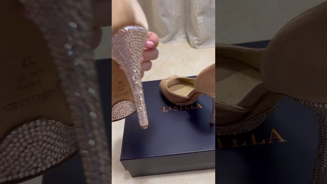 Туфельки GoDe в стразах смотреть онлайн