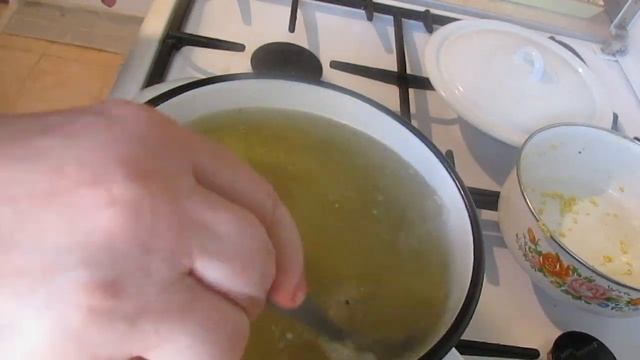 СТАРИННАЯ И ОЧЕНЬ СЫТНАЯ ЕДА ПУТЕШЕСТВЕННИКОВ, ТУРИСТОВ И ВОЕННЫХ | Кулеш смотреть онлайн