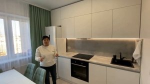 Квадратная кухня с диваном на 12-13 кв.м | Идея дизайна кухни | Кухни на заказ