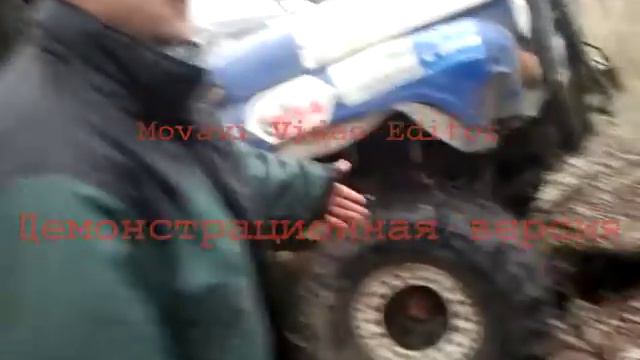 УАЗ провалился в нору!!! неизвестно в чью!!!!! смотреть онлайн