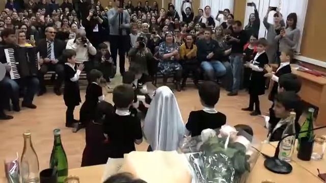 День Матери в районе. смотреть онлайн