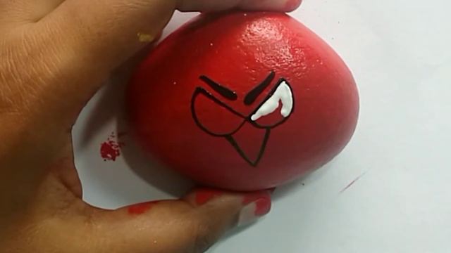 How to paint Angry bird on pebbles/stones | Children can paint these cute pebbles easily| смотреть онлайн