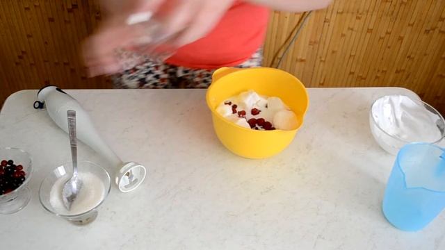 МОЛОЧНЫЙ КОКТЕЙЛЬ за 2 минуты смотреть онлайн