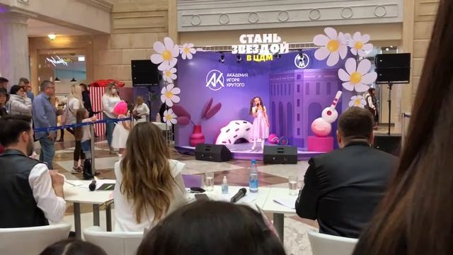 Любуемся вечерней Москвой - вид с крыши ЦДМ за копейки. Hamleys. Музей детства смотреть онлайн