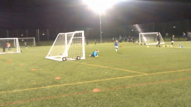 Jack Cox Academy How to chip a under 9 goal keeper!!!!!!! смотреть онлайн