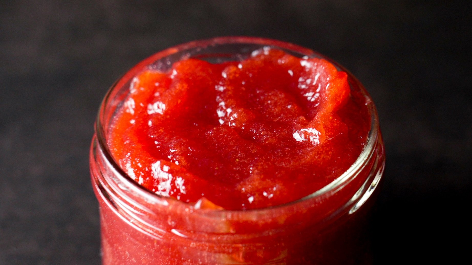 У меня клубничный джем всегда получается густым, даже с минимумом сахара. Пошаговый рецепт смотреть онлайн