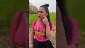 Помогите девушке найти Стефана.mp4
